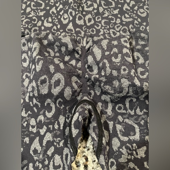 NWT- RXRX Coco butt lifting leggings, choice of colors and sizes - Picture 3 of 5